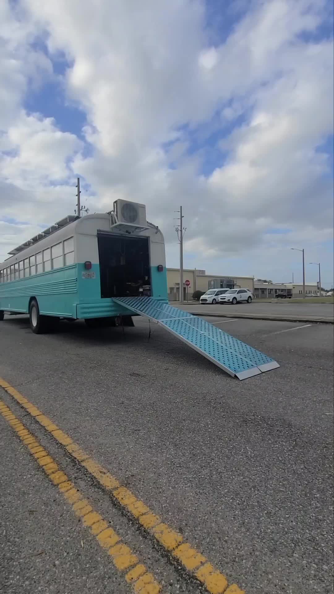 @Thefishbowlbus