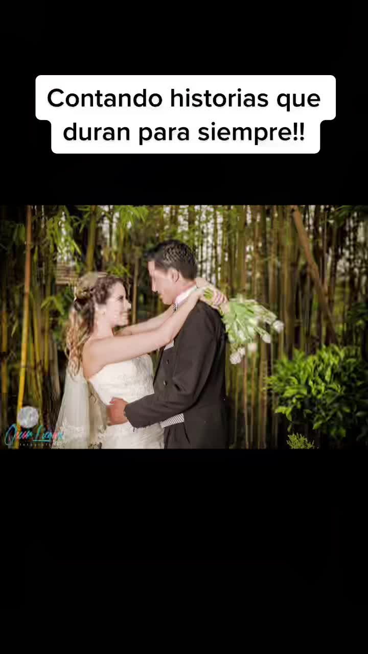 @OscarLiconaFoto