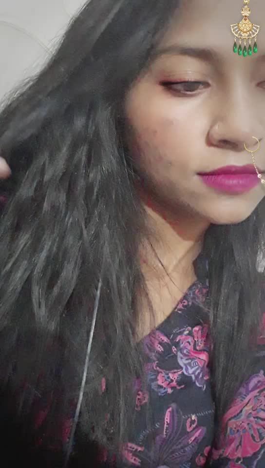 @kdivya_