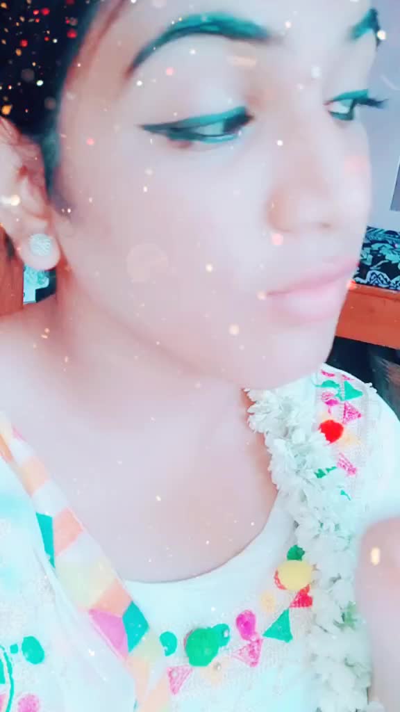 @myma maya