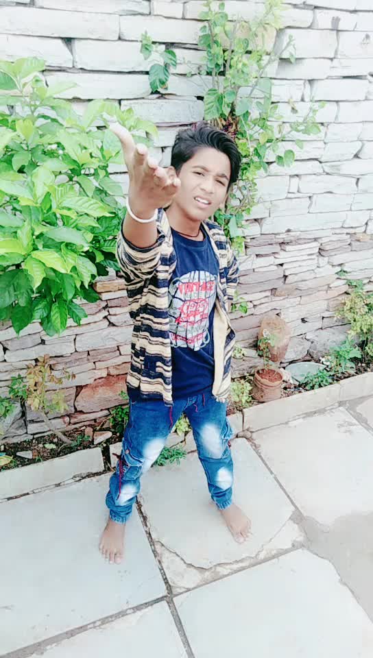 @Lover boy nani 😎☮️