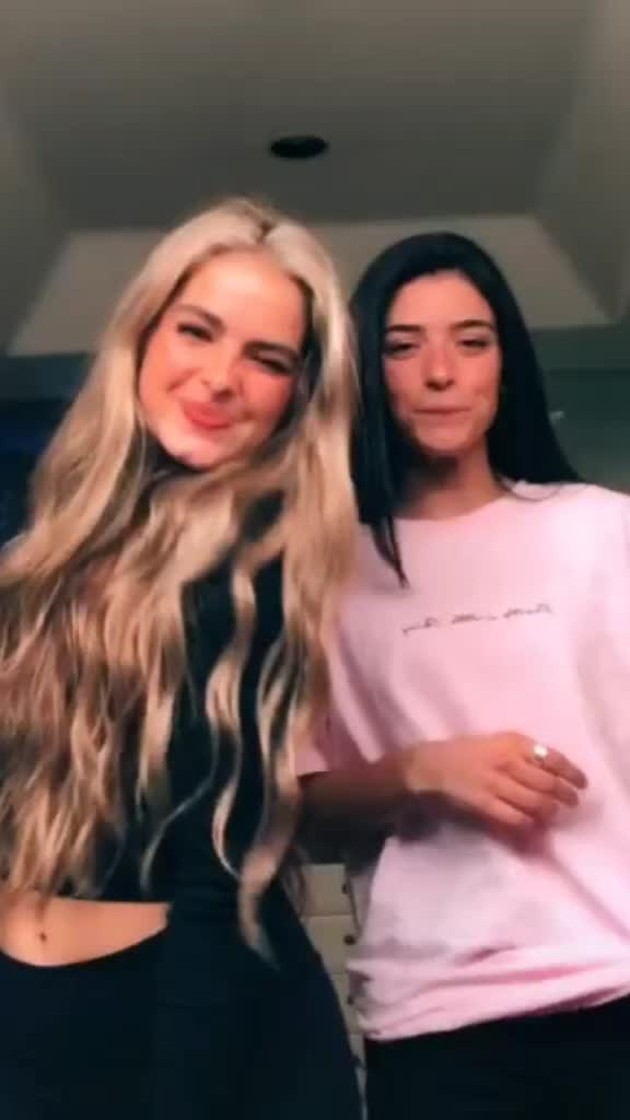 @charli.demelio