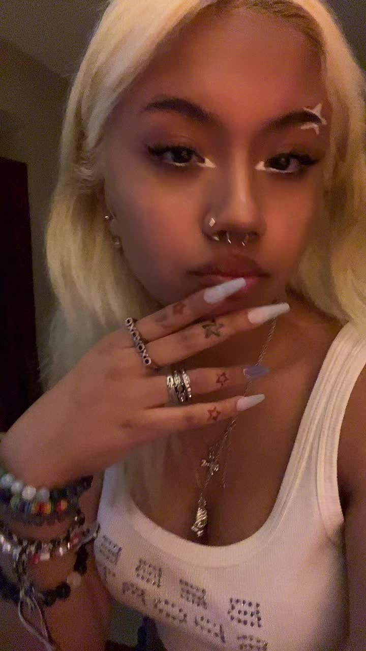 @selena⟢