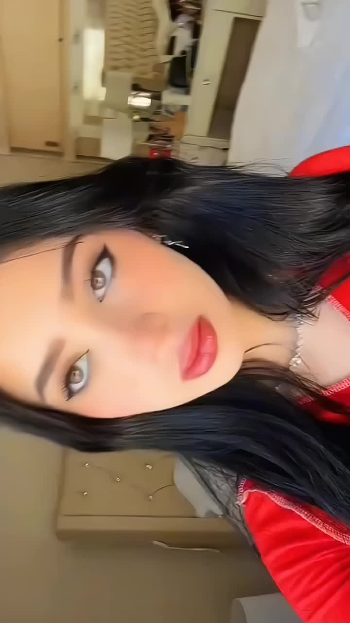 @☻