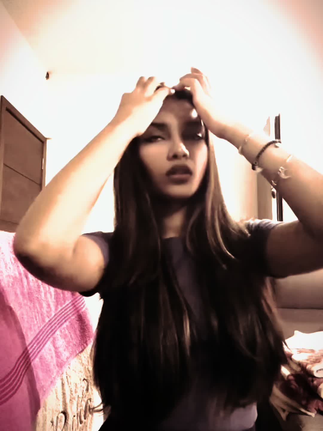 @Richa🪬