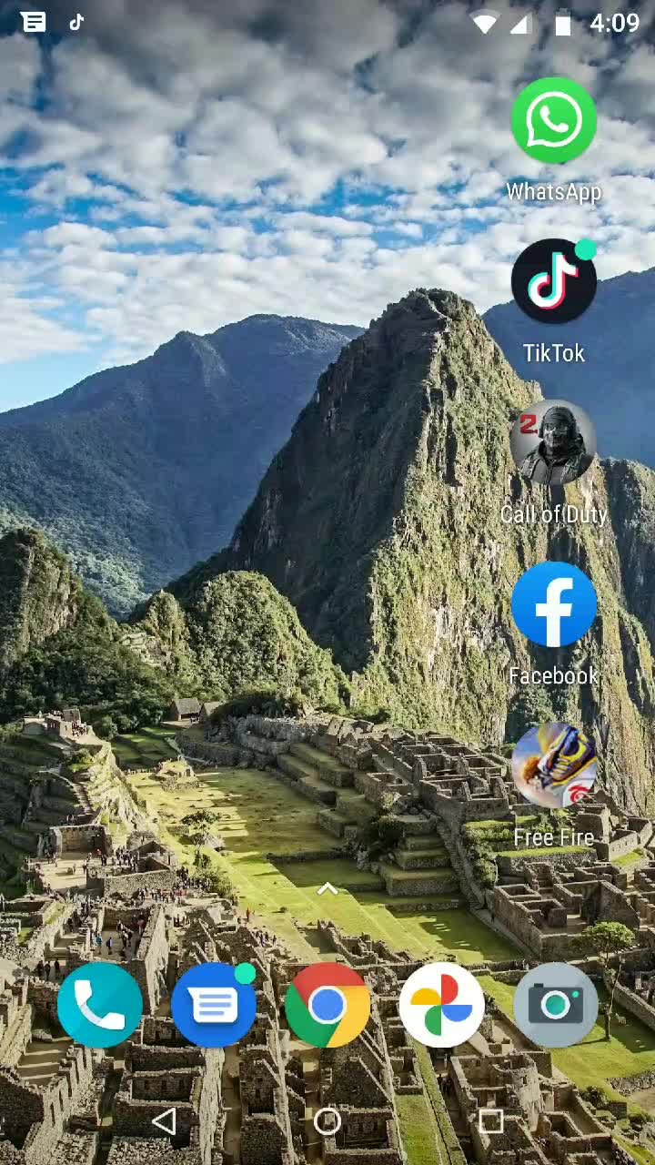 @Moises González