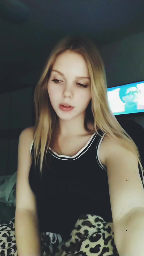 @Natálie Linhartová