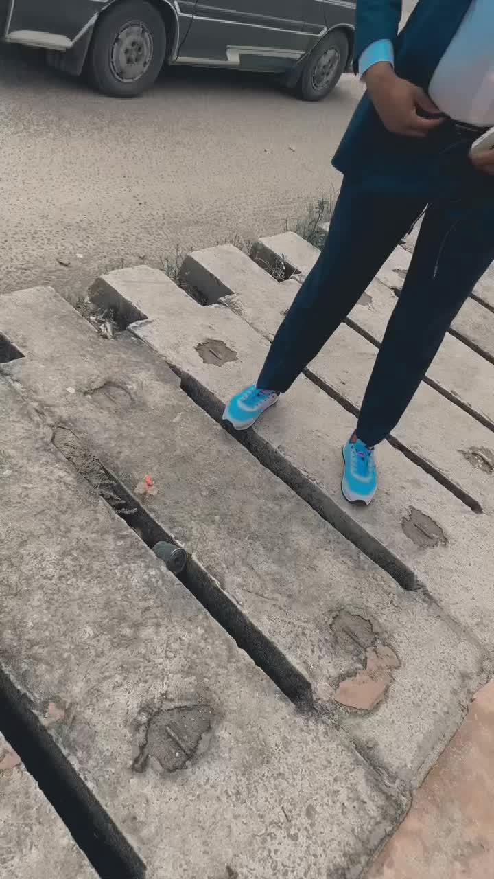 @O O