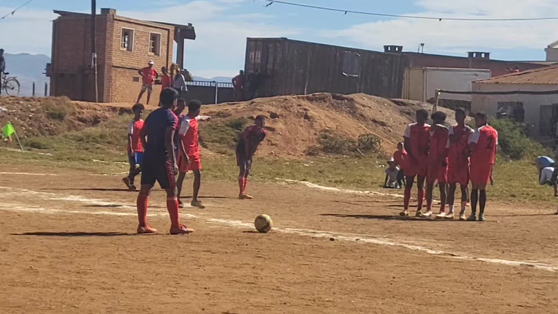 @Rasoanaivo 🤲🏽⚽️