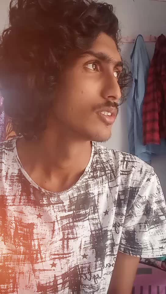 @👑_THANVI_7🌟