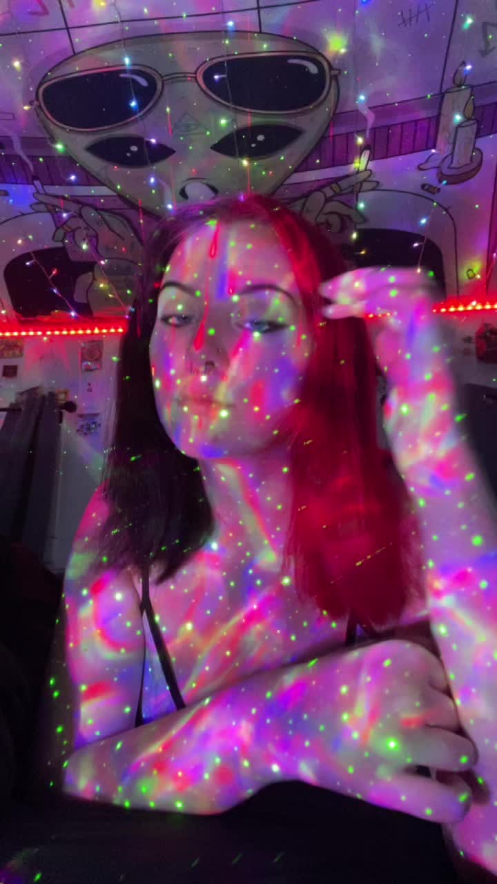 @teaganseniuk