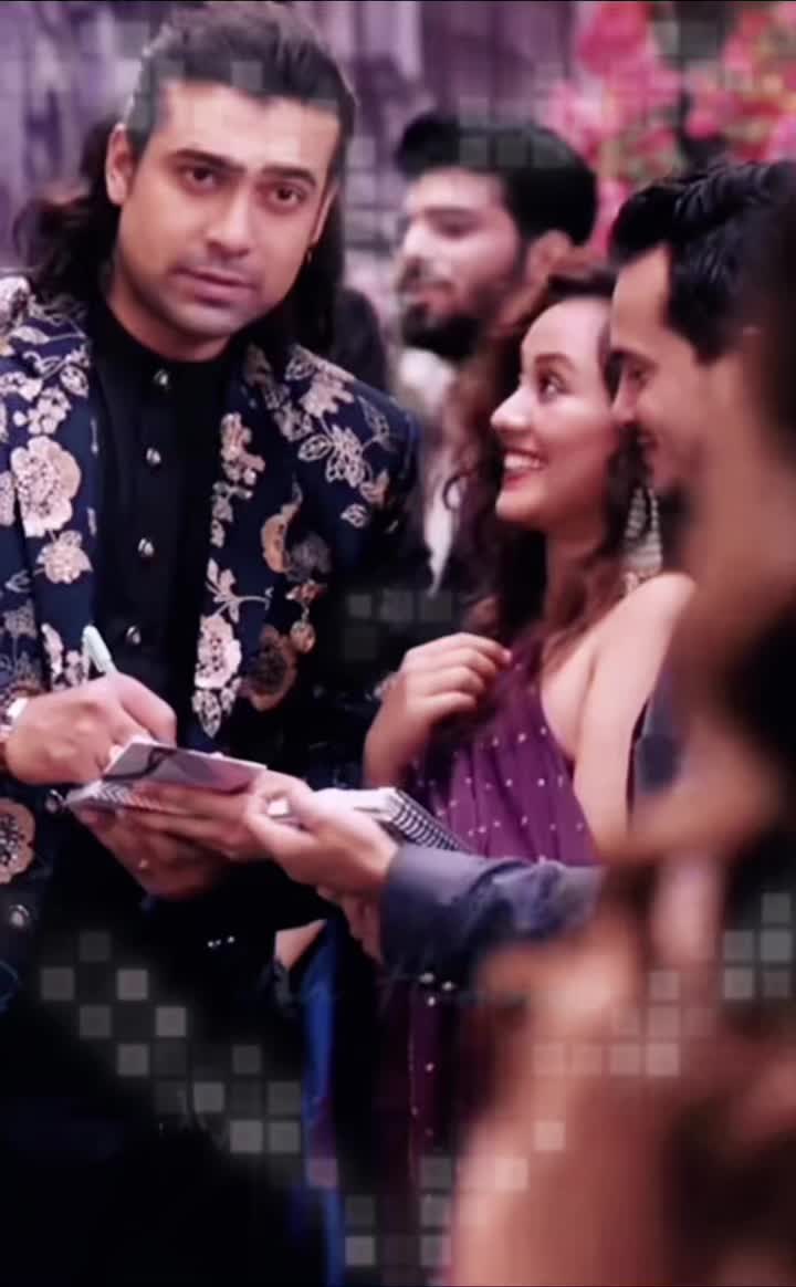 @𝓢𝓱𝓪𝓱𝓮𝓮𝓷𝔁 ❤️