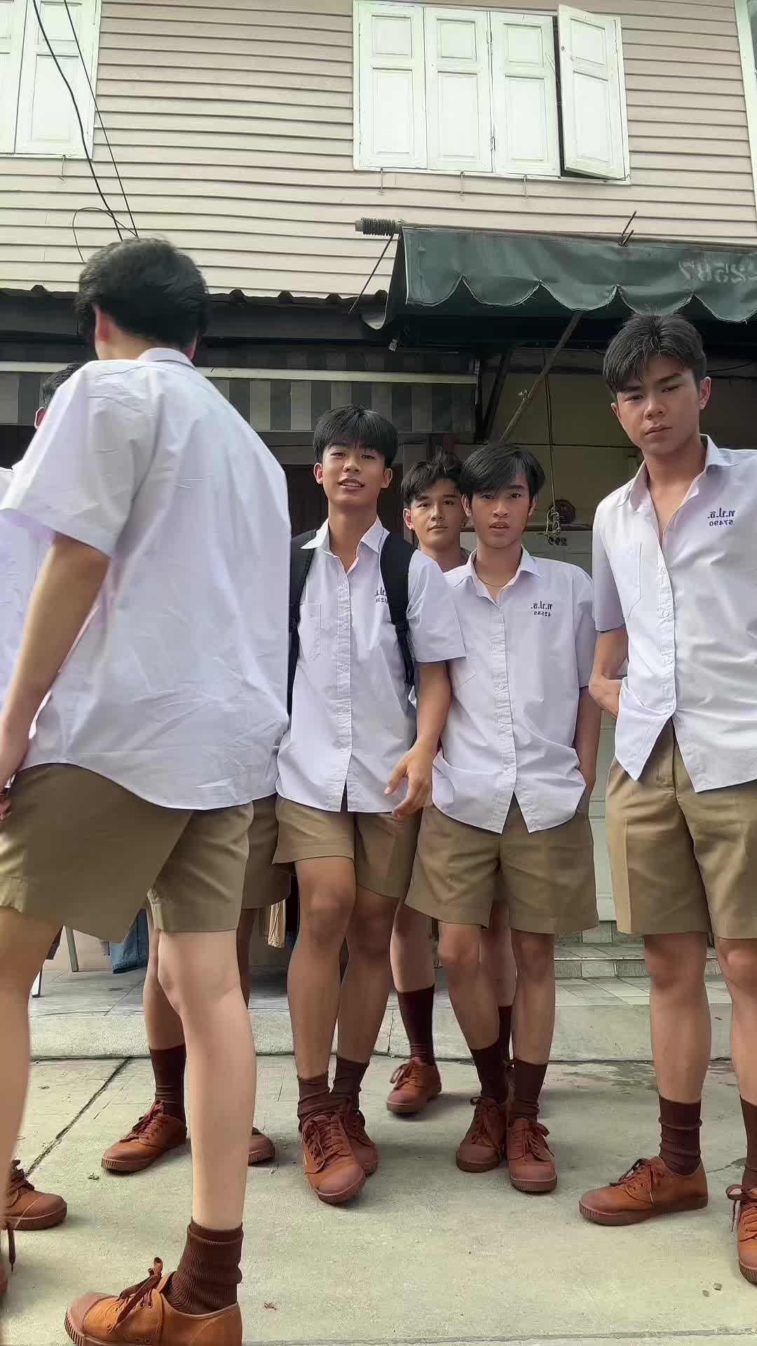 @ผมง่วงครับ