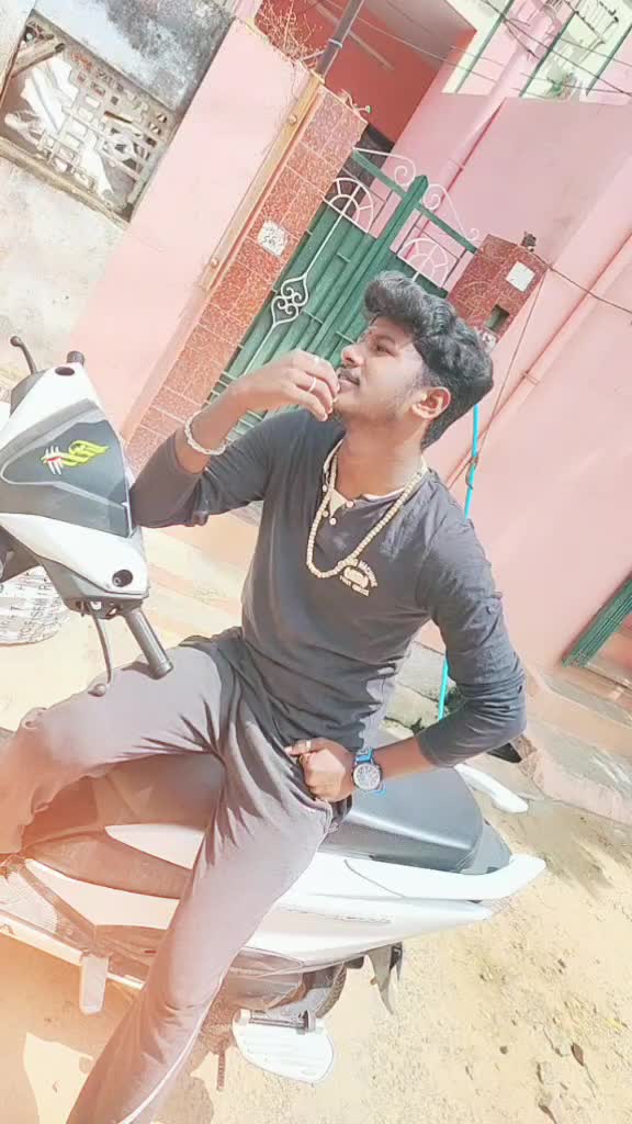 @Thanimain😎Pillai😚