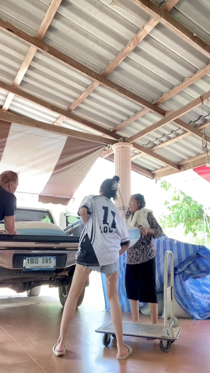 @พนิ