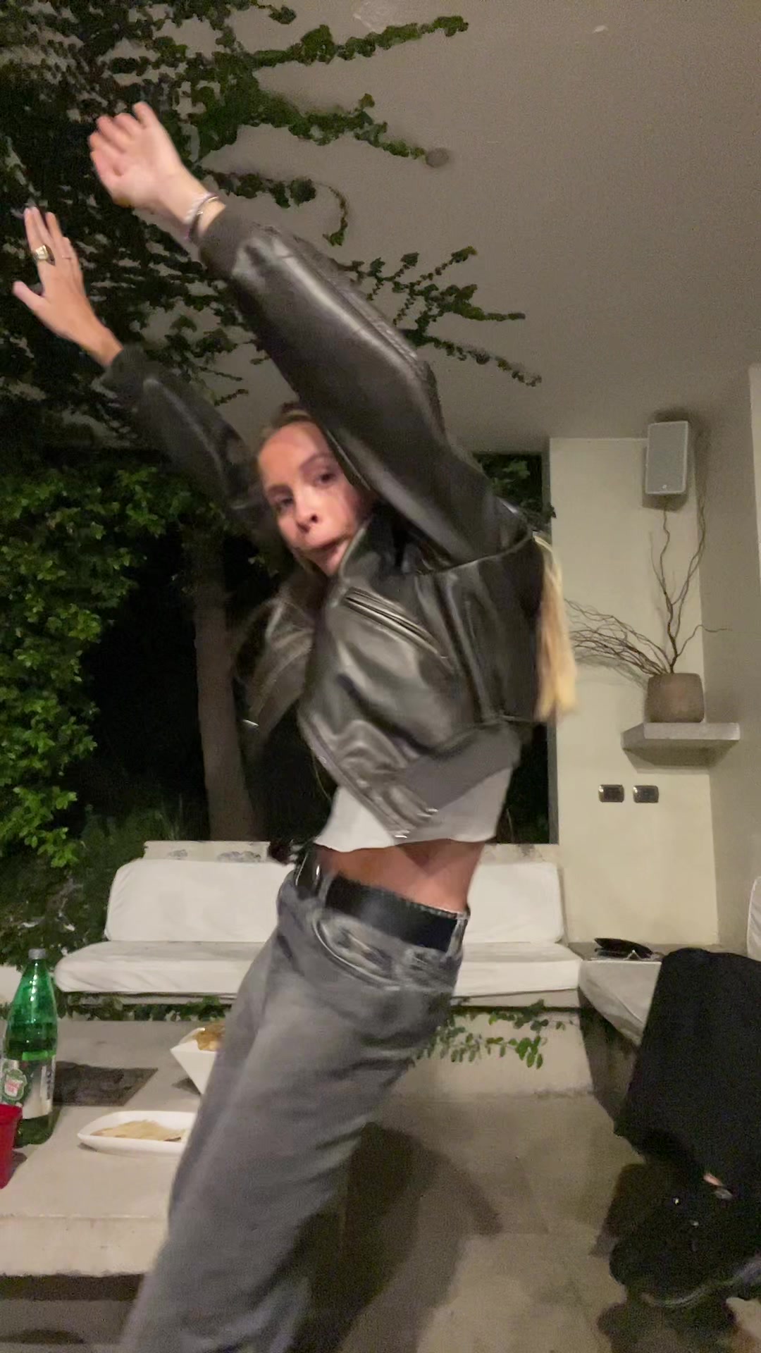@Nicolebarker