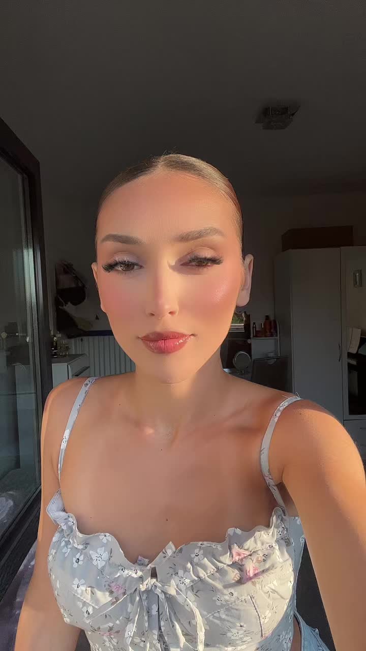 @Klara39