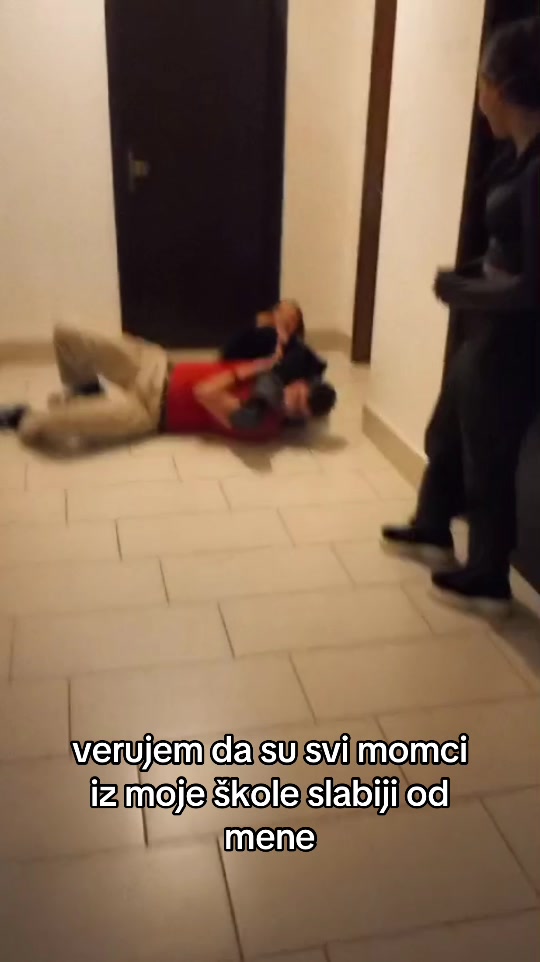 @TR