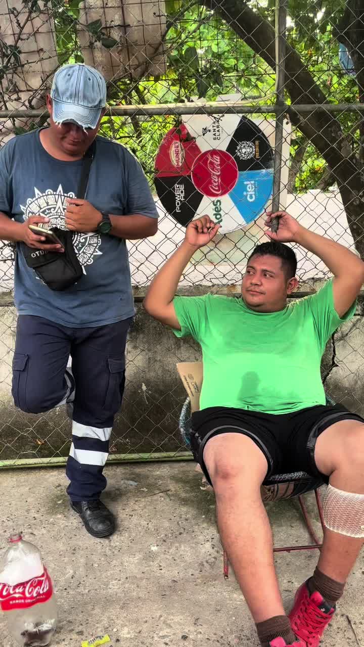 @Los.Reyes.Del.Internet