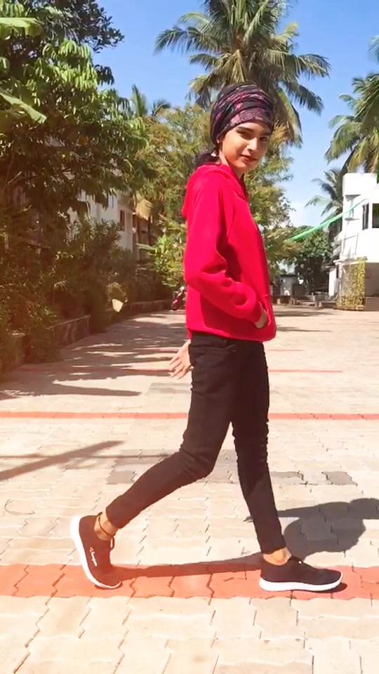 @Sakshi_Ramesh