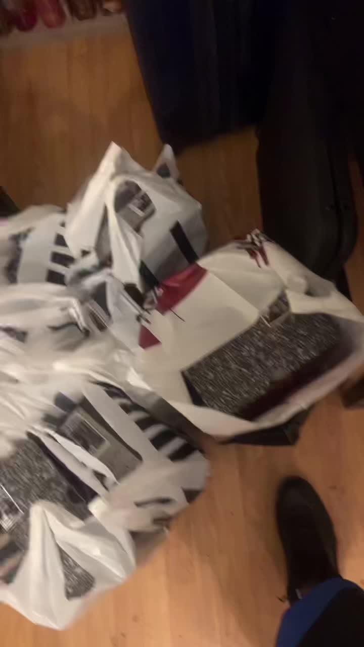 @KaMiKaZeS Kicks