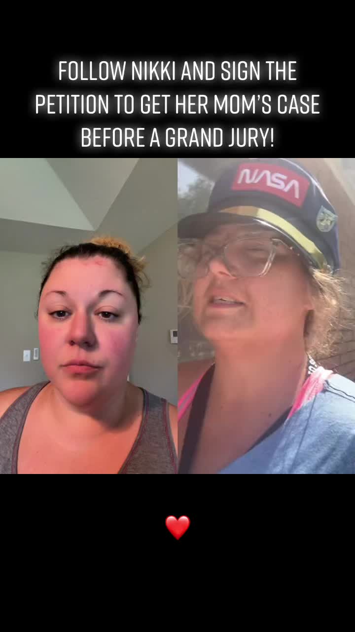 @MombiesPodcast