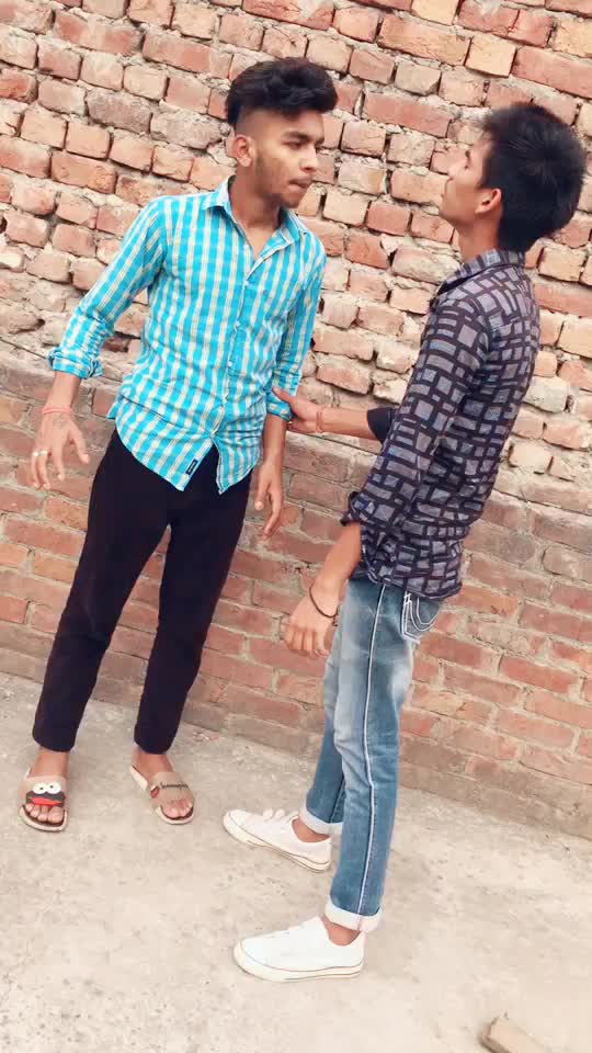 @🤘pratham walia🤘