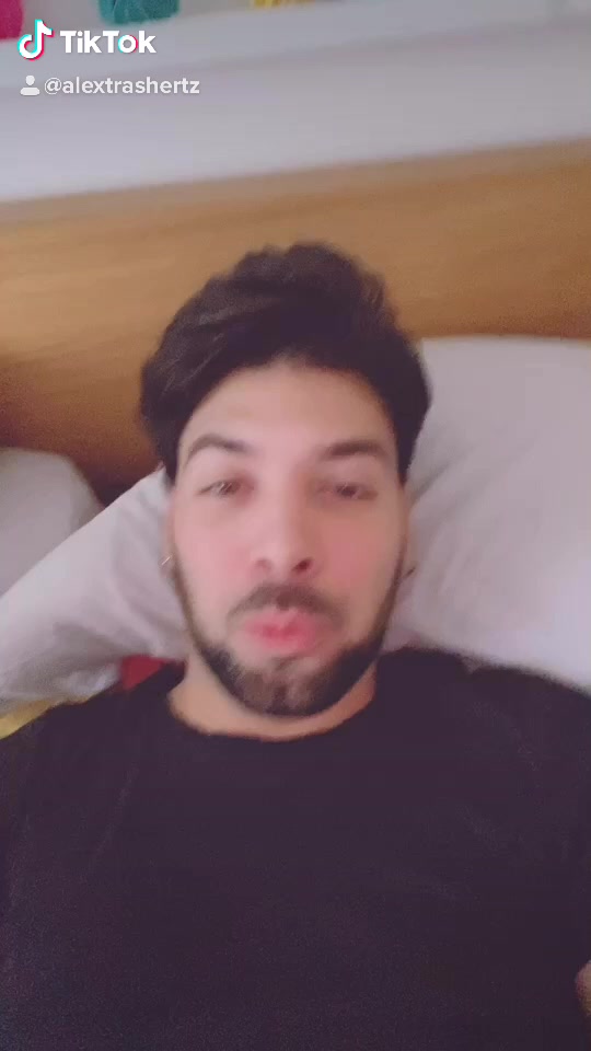 @alextrashertz
