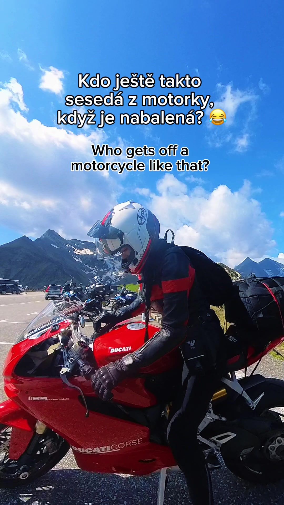 @Moto Fox Veronika