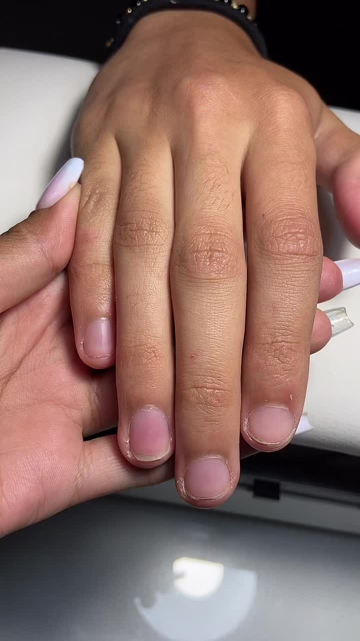 @Cristina_b.m_Rare nails