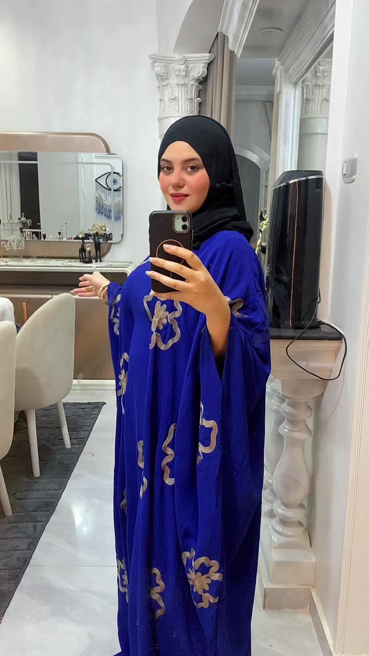 @منونه عروسه البحر……🧜🏼♀️🌊✨