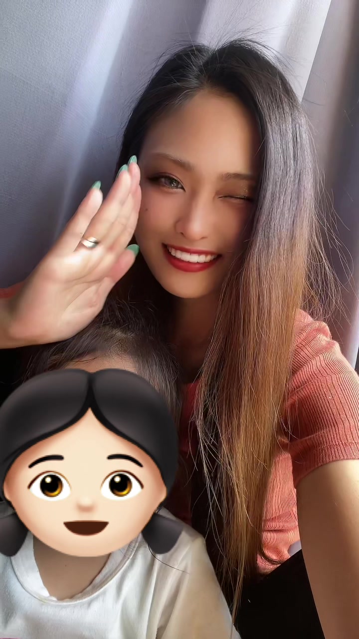 @麗華