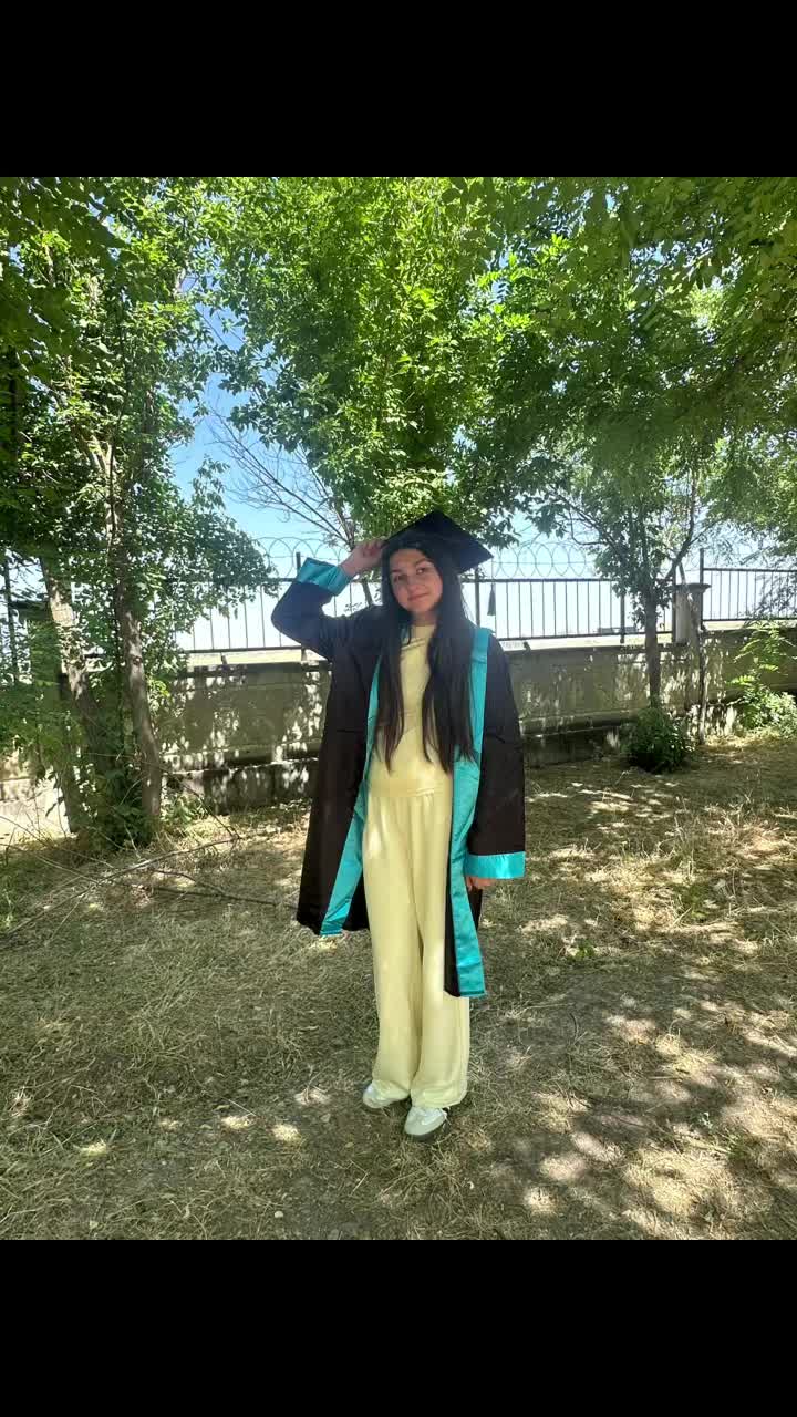 @Buketalisrln