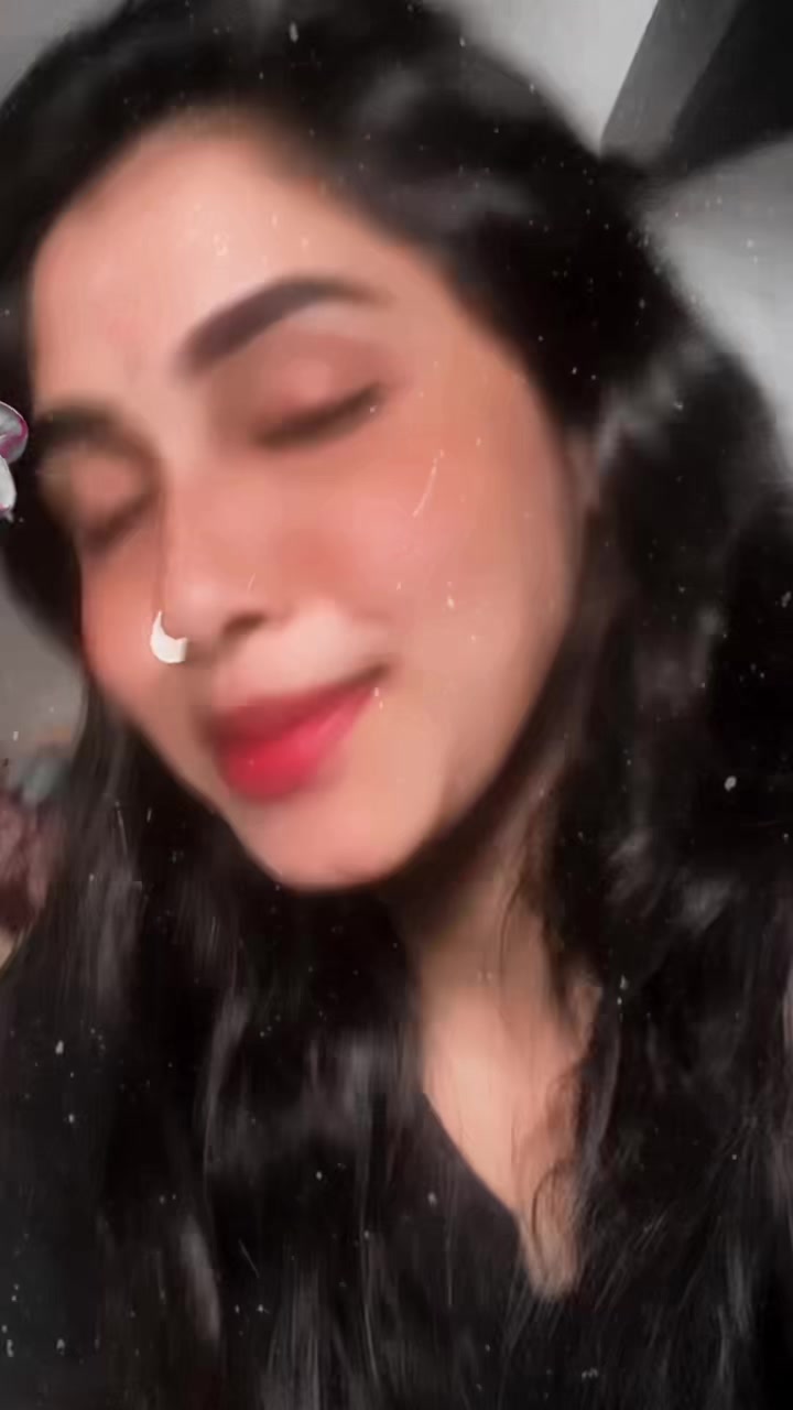 @Nishaa_Official