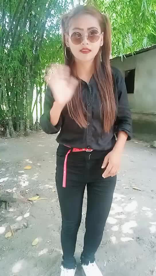 @plz follow me guys