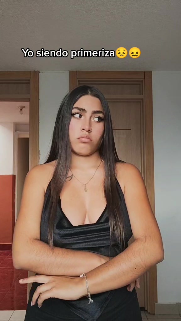 @Ani🍒❤