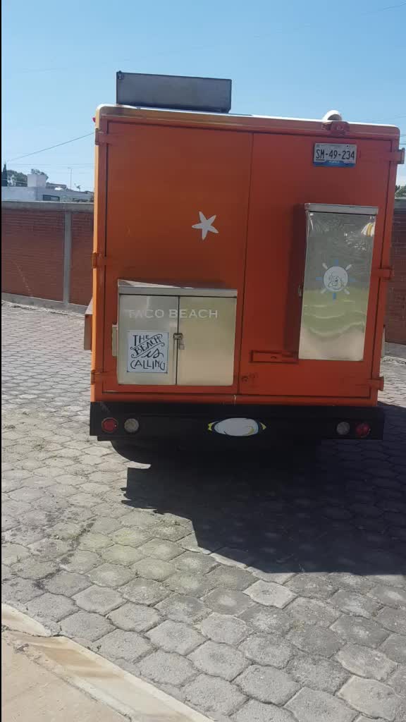 @Santiago Echavarri