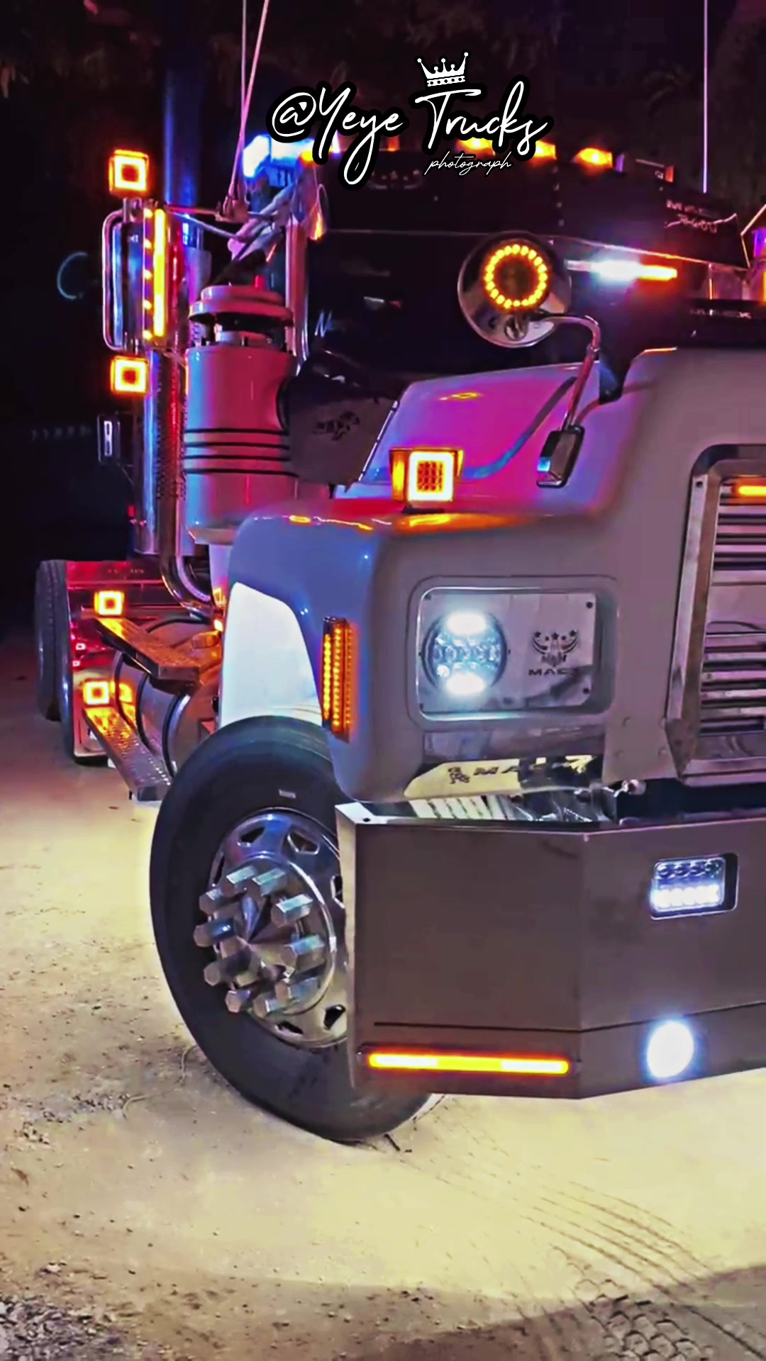 @YEYE TRUCKS