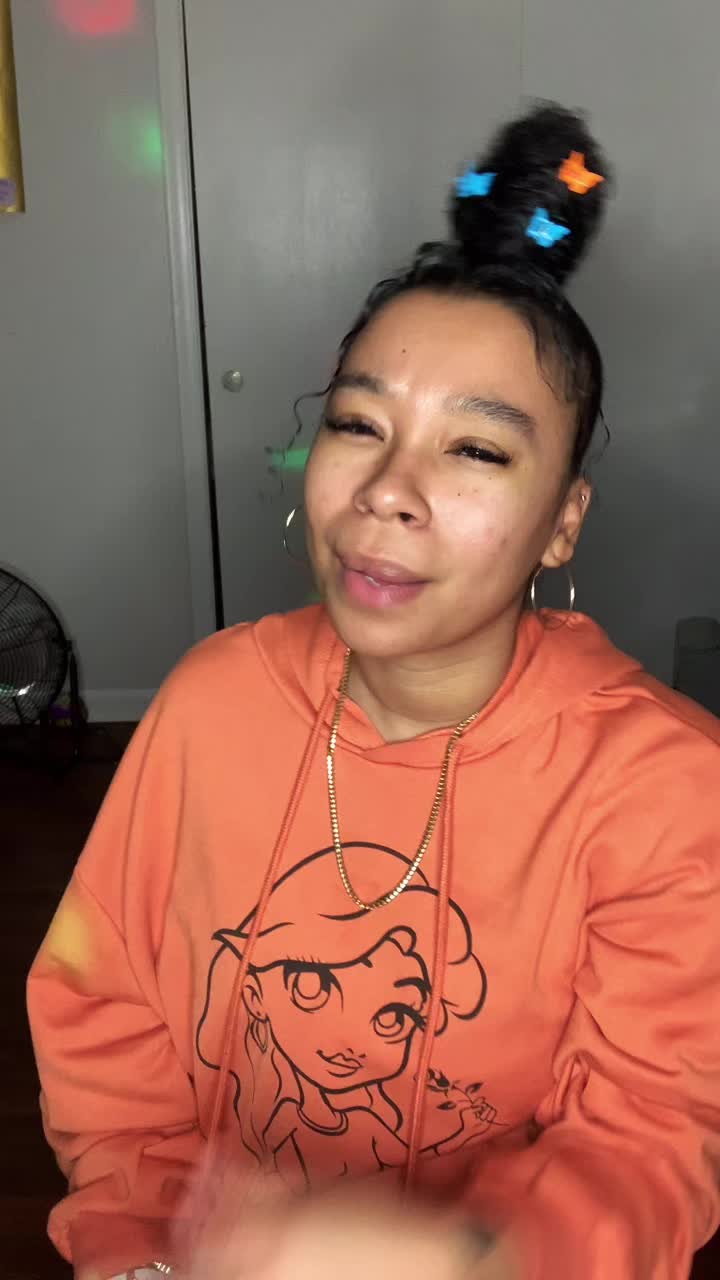 @🌻 AshMonique ✨