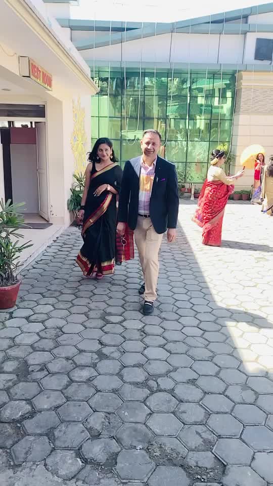 @Dipshikha