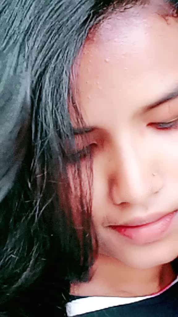 @😘smiling queen😘