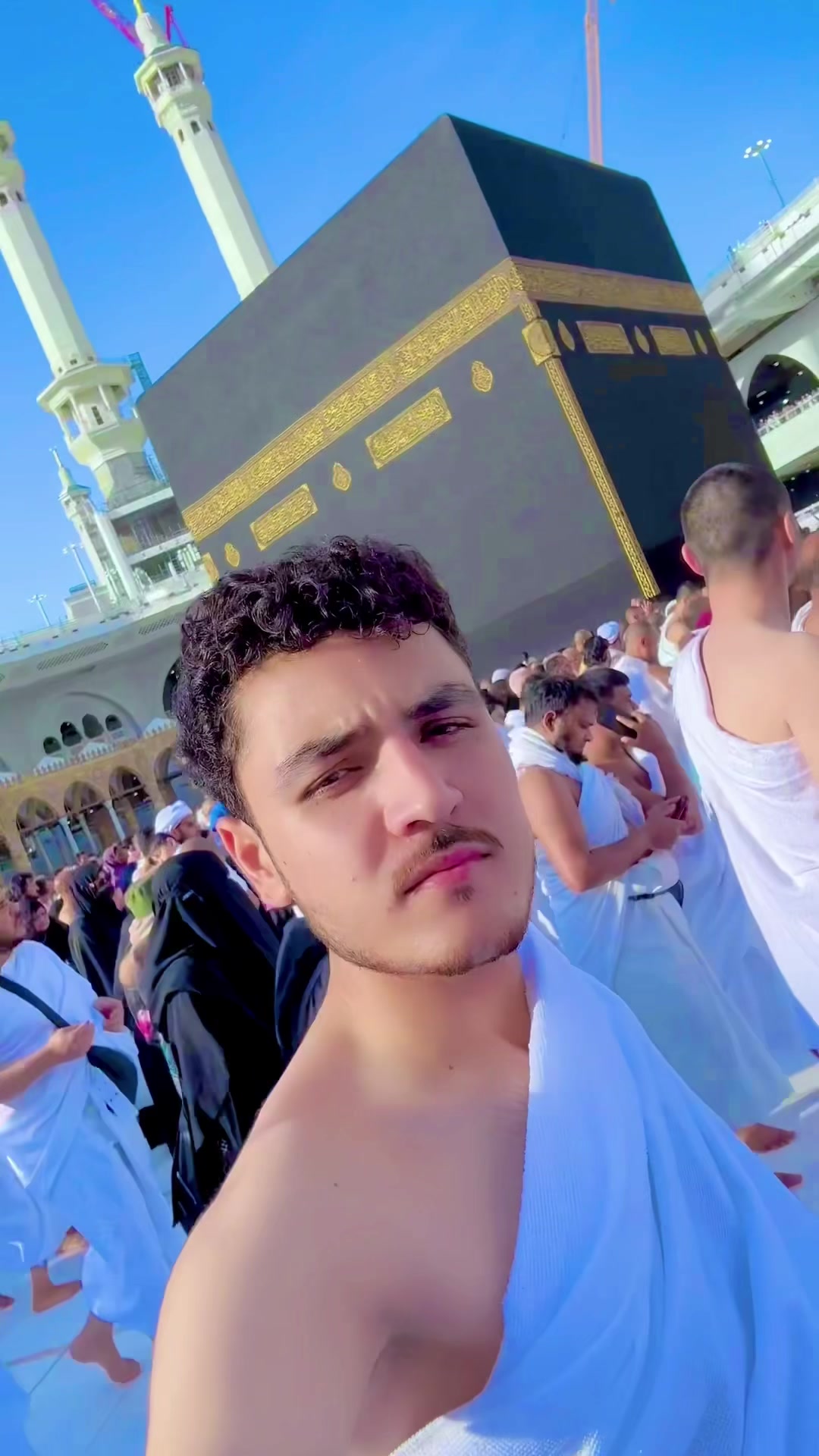 @Waqasoo!🌸