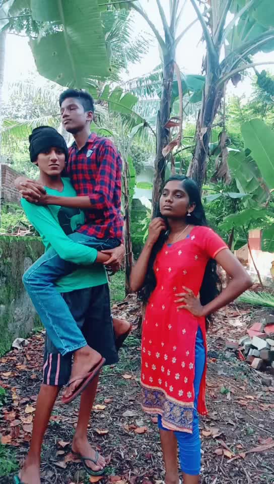 @꧁༒☬കിടുകാച്ചീസ് ☬༒꧂