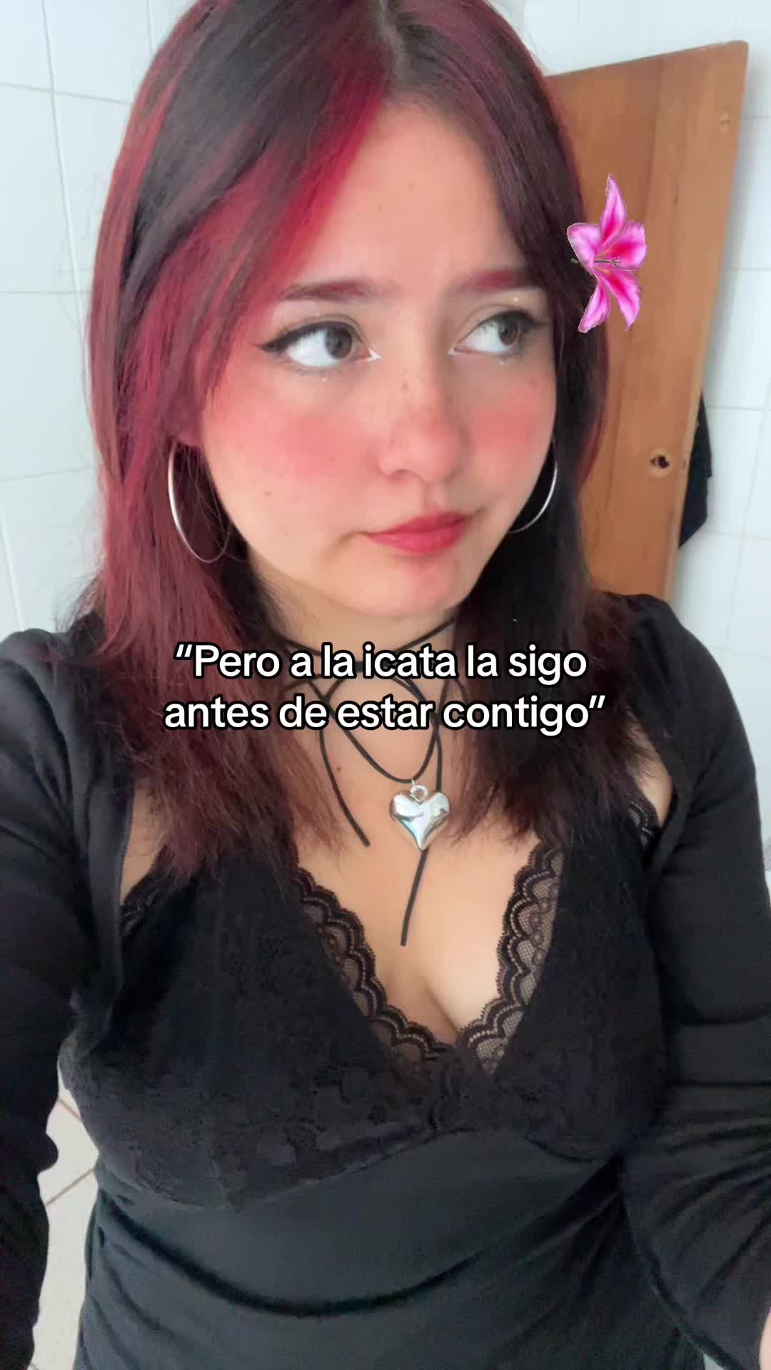 @:3