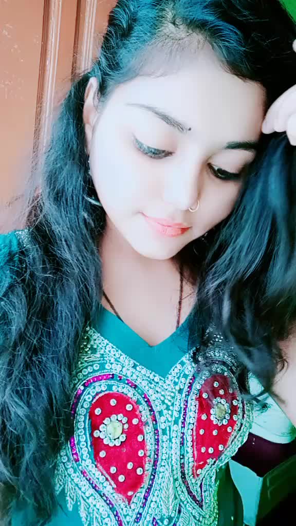 @👰Kavya unique 👰