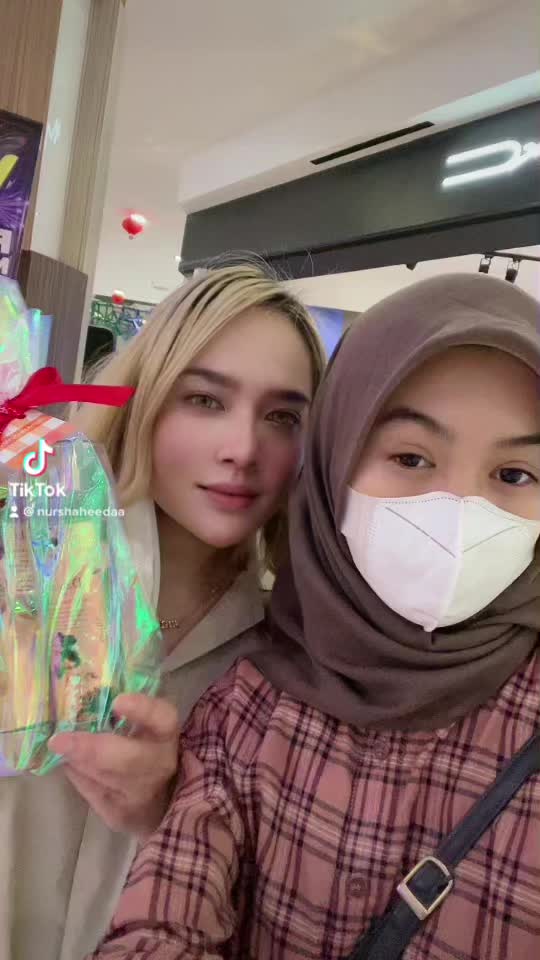 @nadiazizan1218