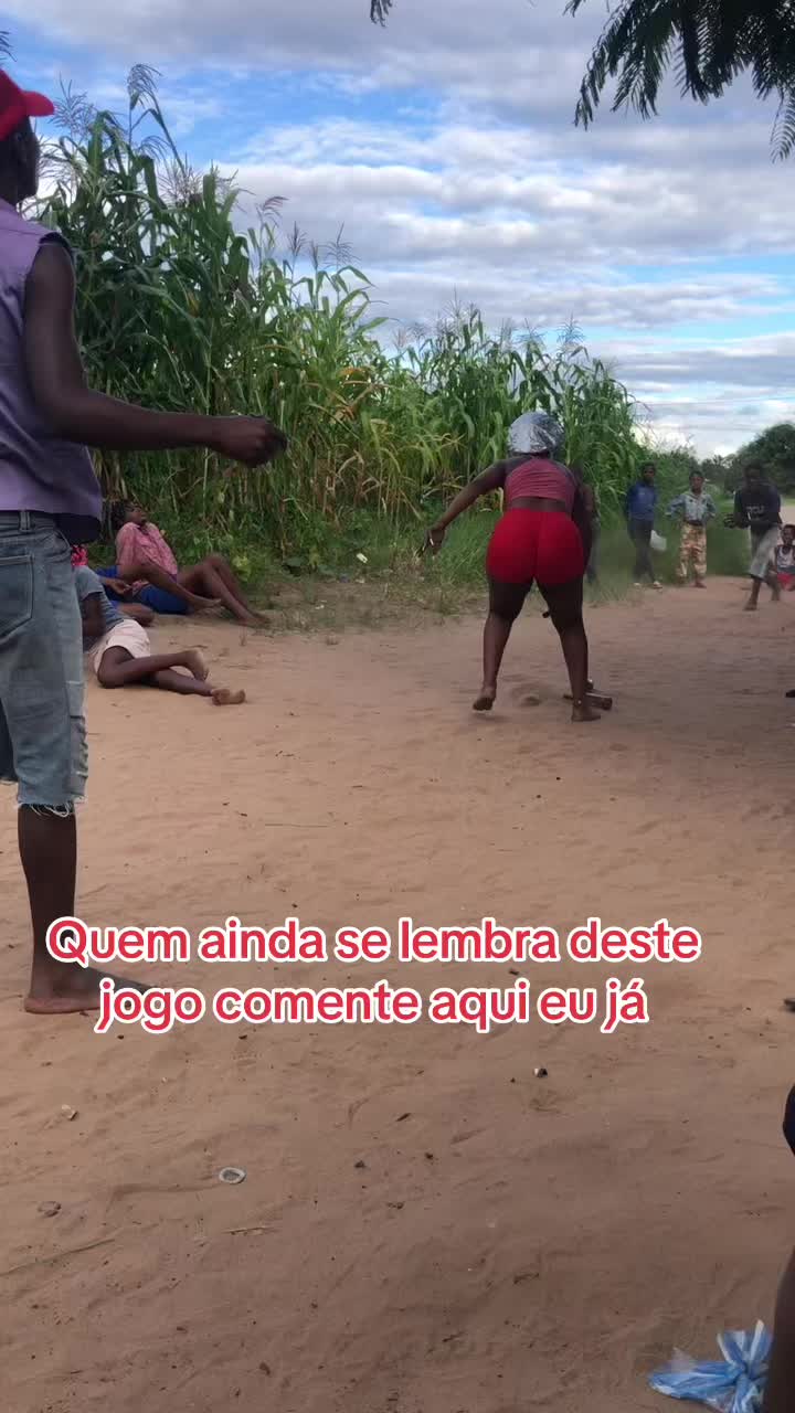 @Leandramatos03