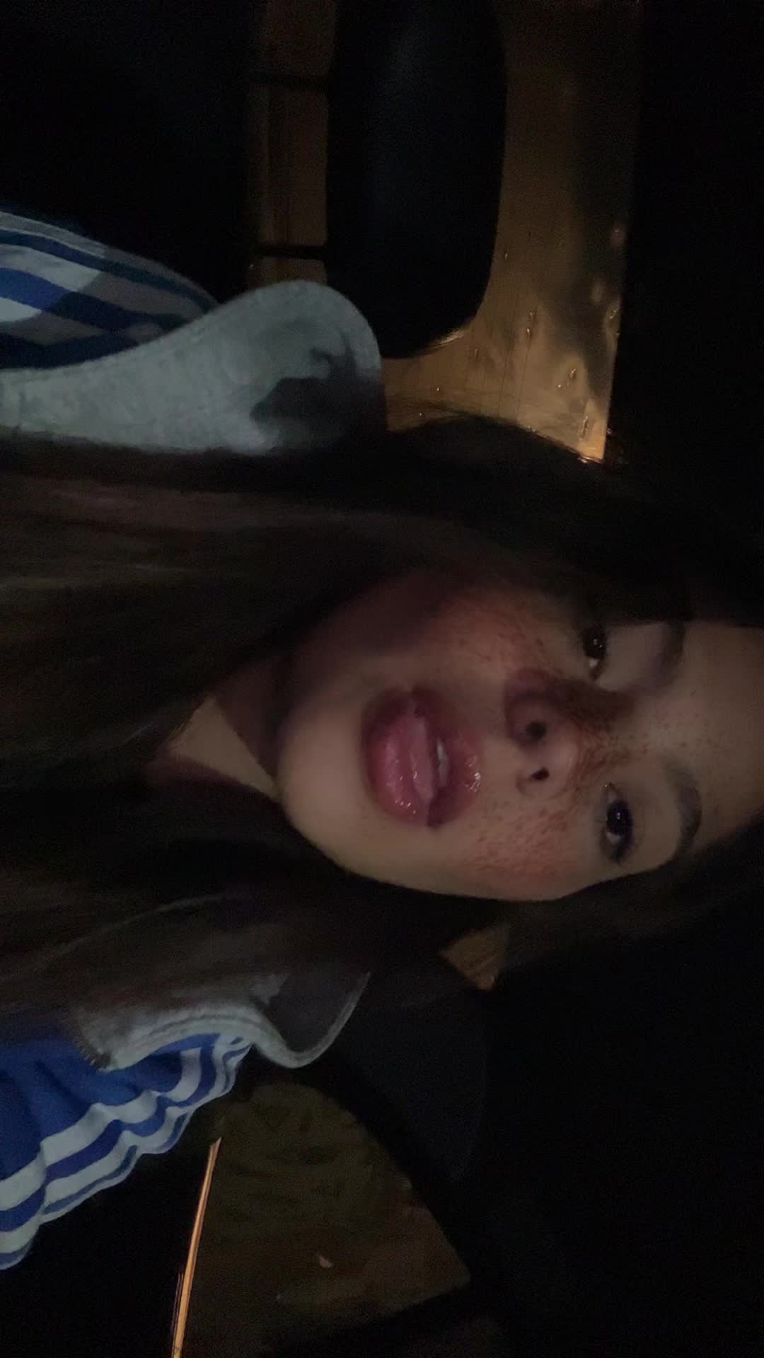 @Camila Zea
