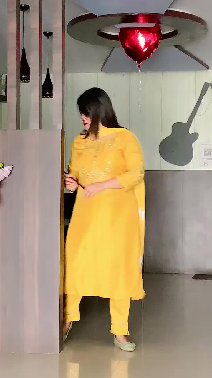 @Aama_Xori😎