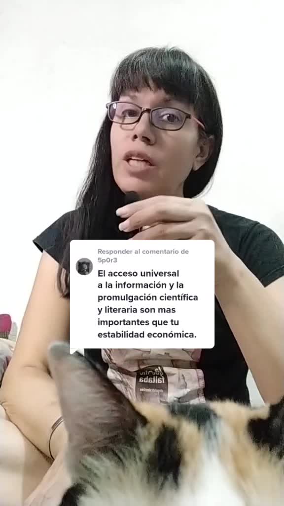 @Ale Incl&aacute;n, Decidora de poemas